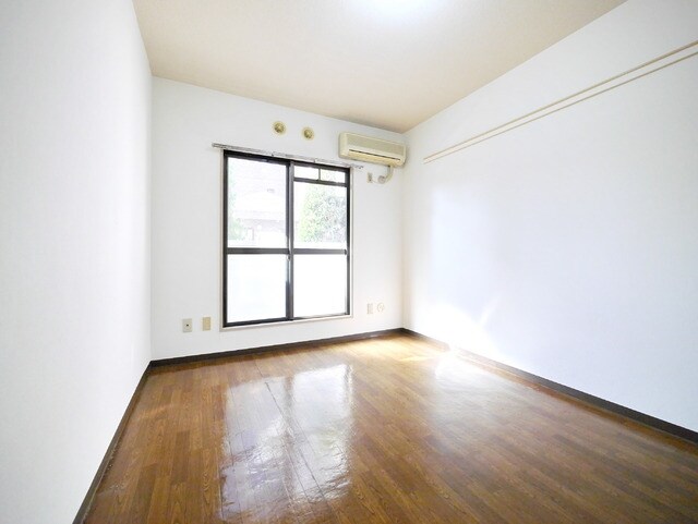 トラストビラ住吉の物件内観写真