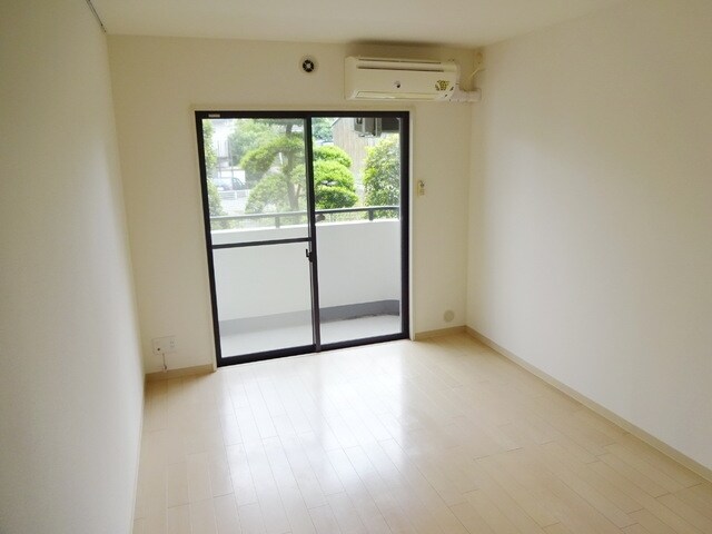 アプリーテ梶ヶ谷の物件内観写真