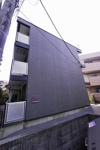 レオパレス春日の物件外観写真