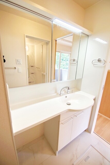 ライズ生田の物件内観写真