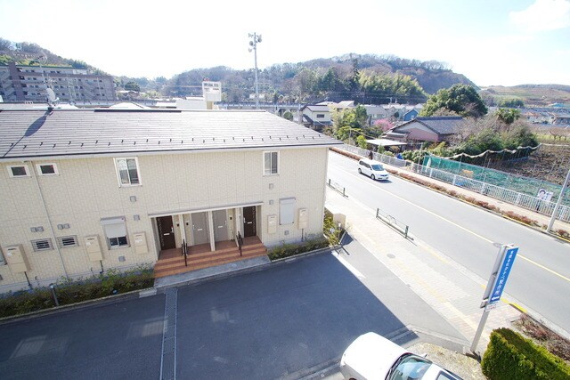 ニュークレセントビルの物件内観写真