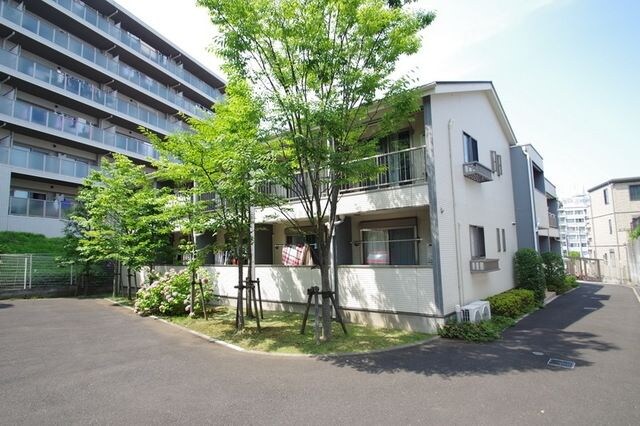 フォセットの物件外観写真