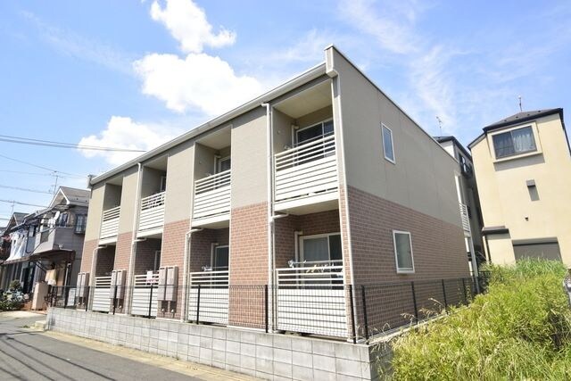 レオネクストセレンディップ久末の物件外観写真