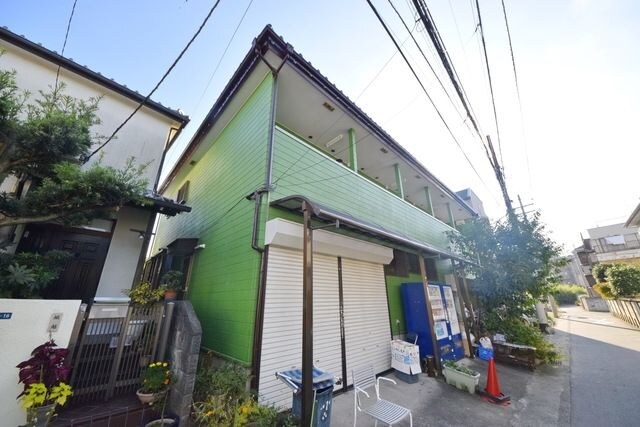 みどり館の物件外観写真