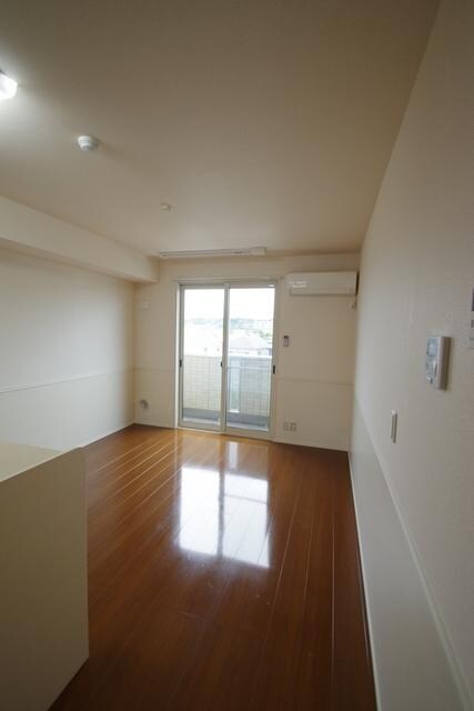 ジュヴァンセルの物件内観写真