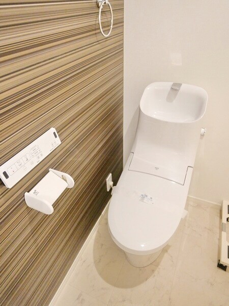 アザーレ・パッシオ生田壱番館の物件内観写真