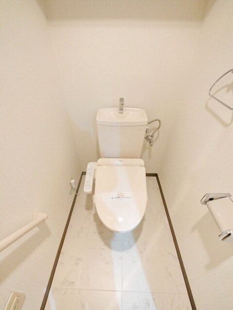 ファインクレスト若葉台の物件内観写真