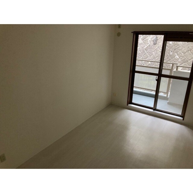 読売ランド第一マンションズの物件内観写真