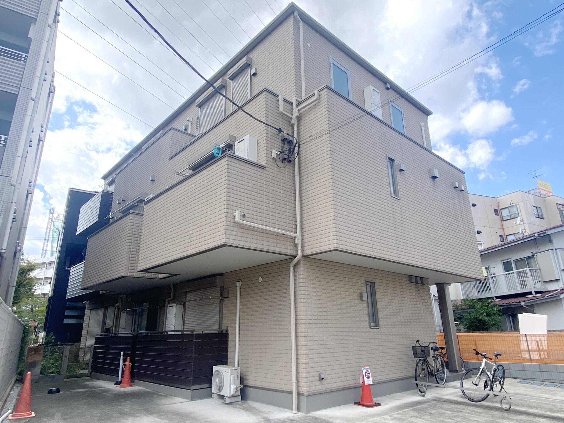 エブリン溝ノ口の物件外観写真