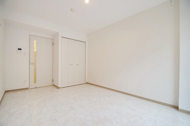 LOC'S SHINYURIGAOKAの物件内観写真