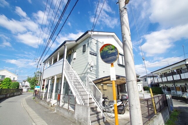 ドミトリーの物件外観写真