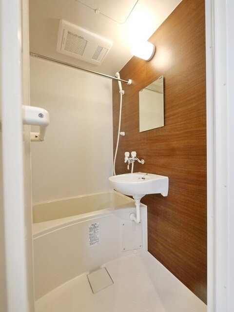 アザーレ・クオン向ヶ丘遊園の物件内観写真