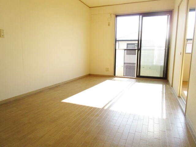 サンモールCの物件内観写真