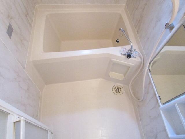 ヴィラ・エクレールAの物件内観写真