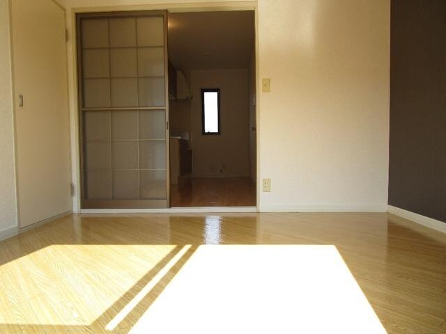 ヴィラ・エクレールAの物件内観写真