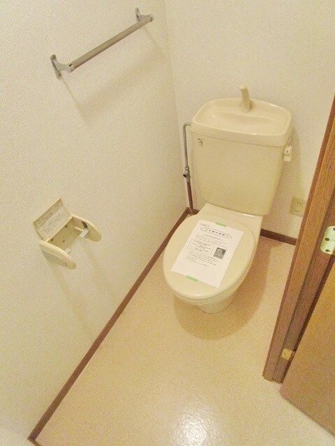 ニューパークの物件内観写真