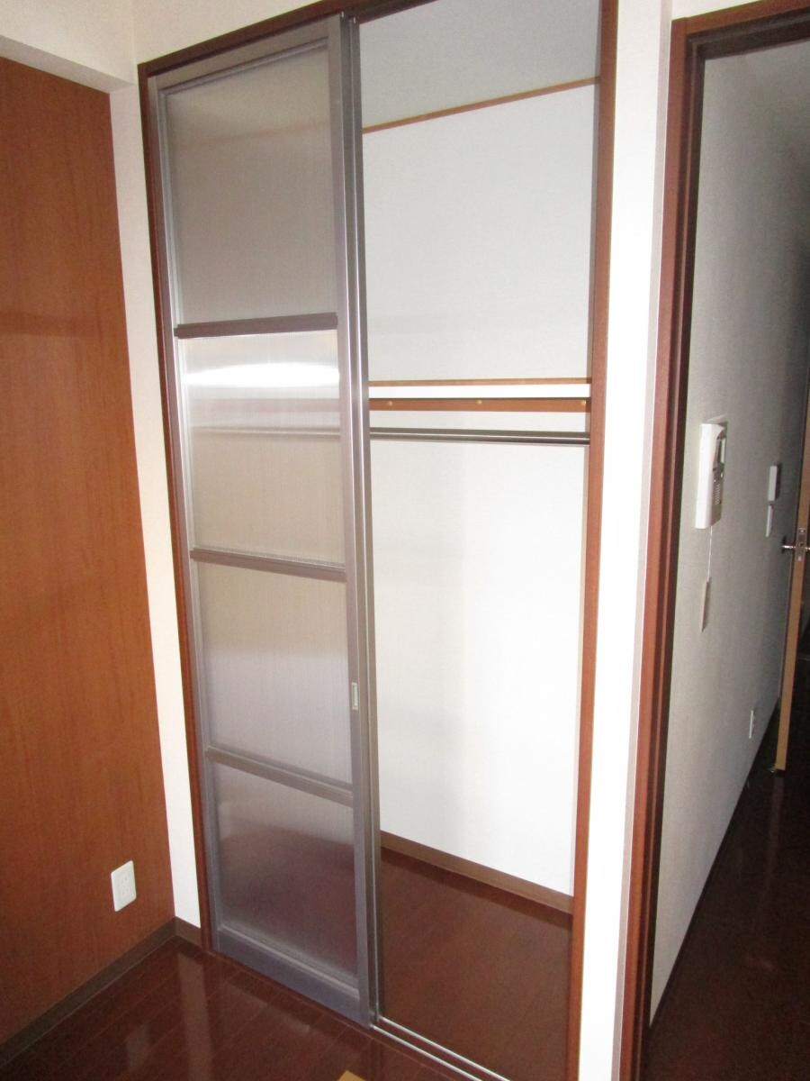 コンソラーレ本厚木の物件内観写真