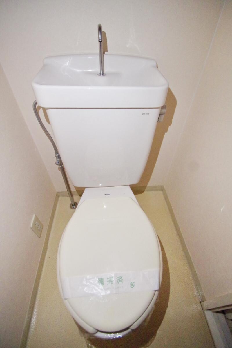 ロイヤルメゾン高森の物件内観写真