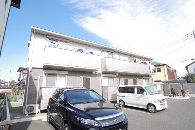 ロイヤルテラスの物件外観写真