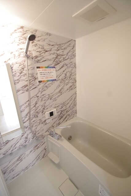 ロイヤルテラスの物件内観写真