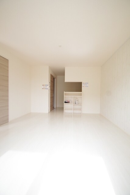 ロイヤルテラスの物件内観写真