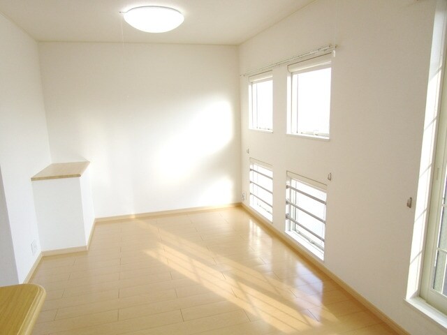 ラ・カーサ Aの物件内観写真