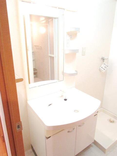 ベルシャイン厚木の物件内観写真