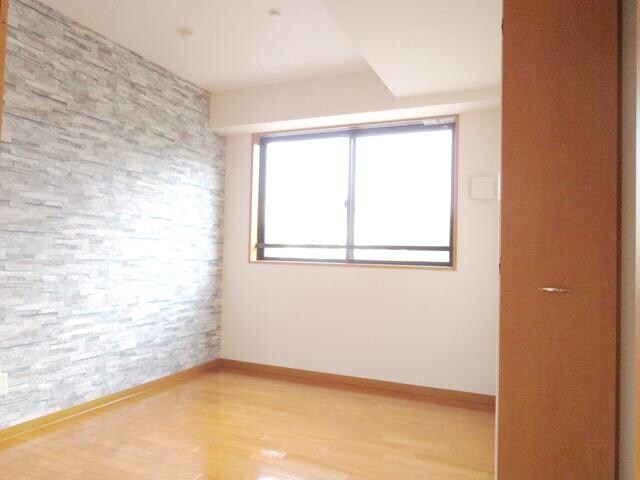 ベルシャイン厚木の物件内観写真