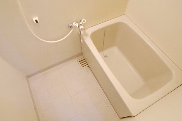 ロイヤルメゾン高森の物件内観写真