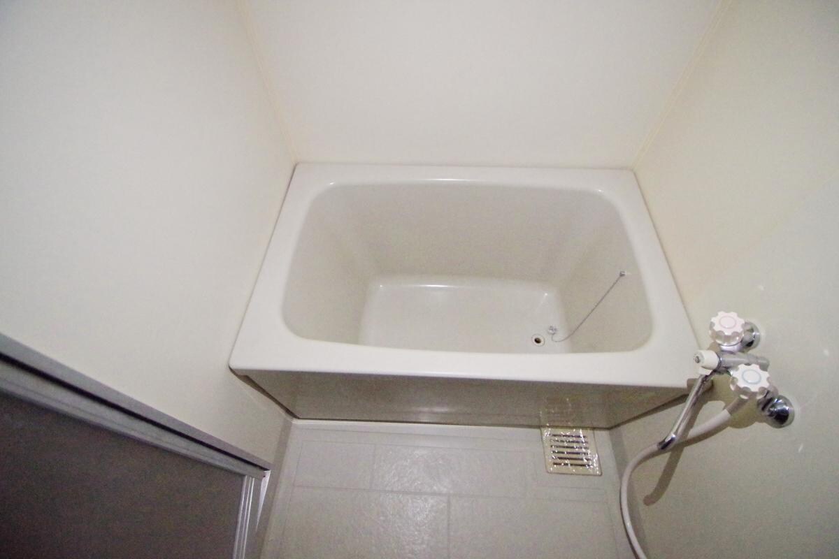 ロイヤルメゾン高森の物件内観写真