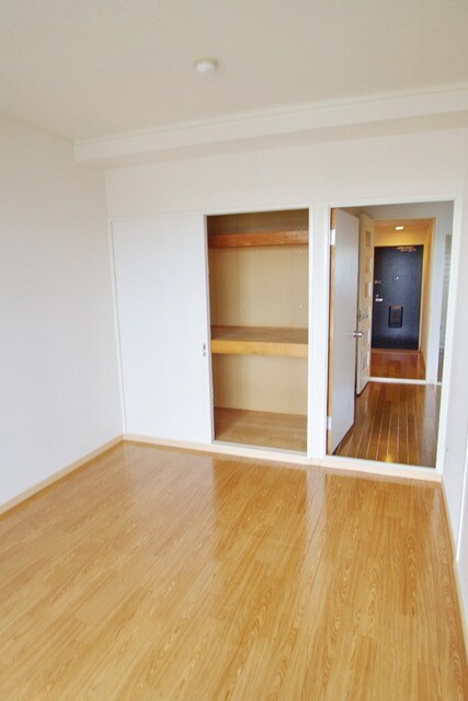 ロイヤルメゾン高森の物件内観写真