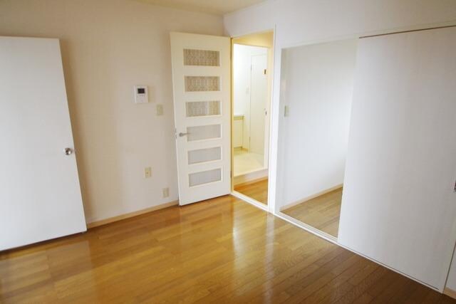 ロイヤルメゾン高森の物件内観写真