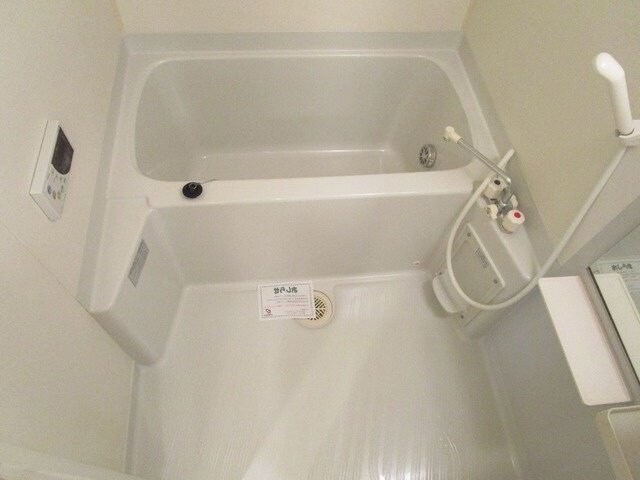 ラ・セラ・イーストの物件内観写真