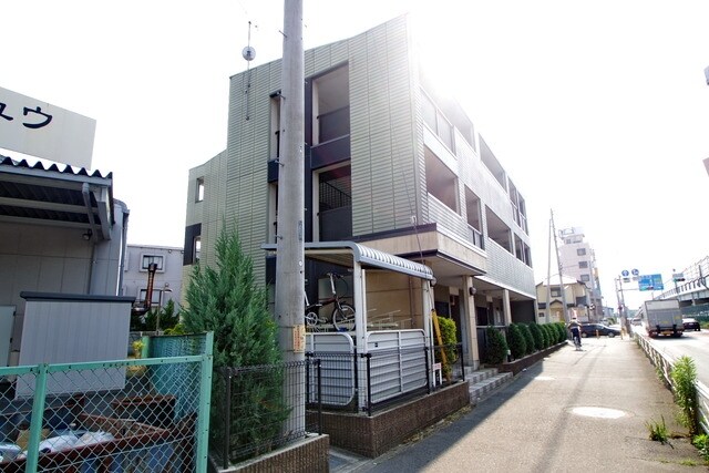 ラ・セラ・イーストの物件内観写真