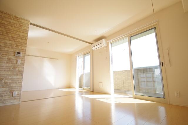 グランソーレIの物件内観写真