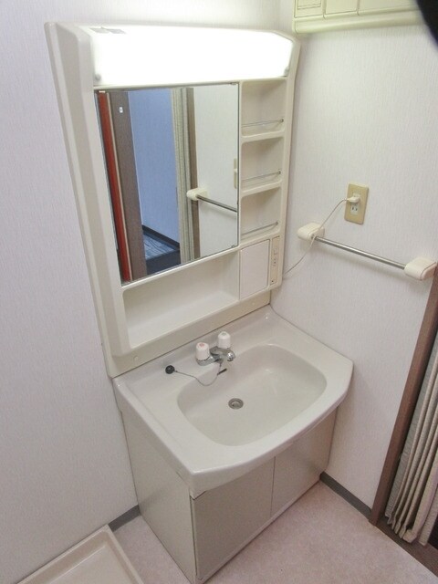 シャロン本厚木の物件内観写真