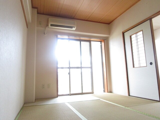 シャロン本厚木の物件内観写真