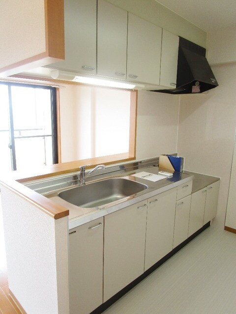 ベルシャイン厚木の物件内観写真