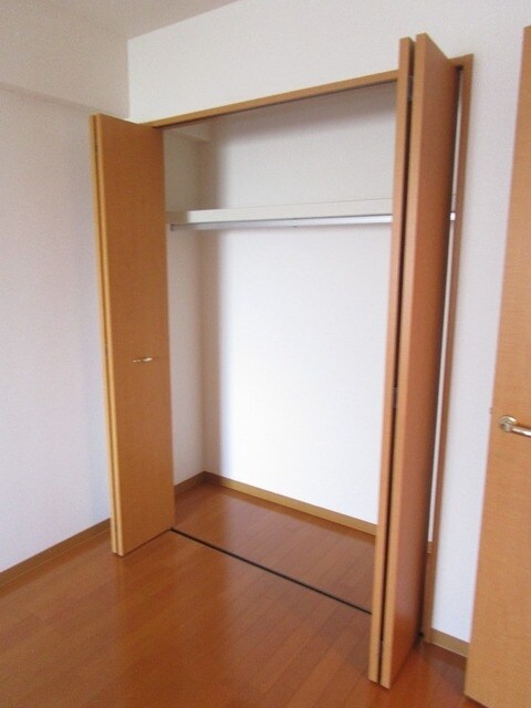 ベルシャイン厚木の物件内観写真