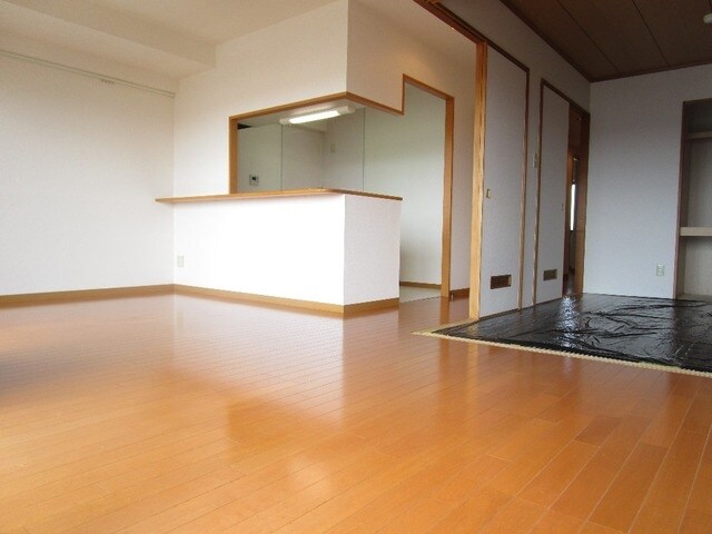 ベルシャイン厚木の物件内観写真