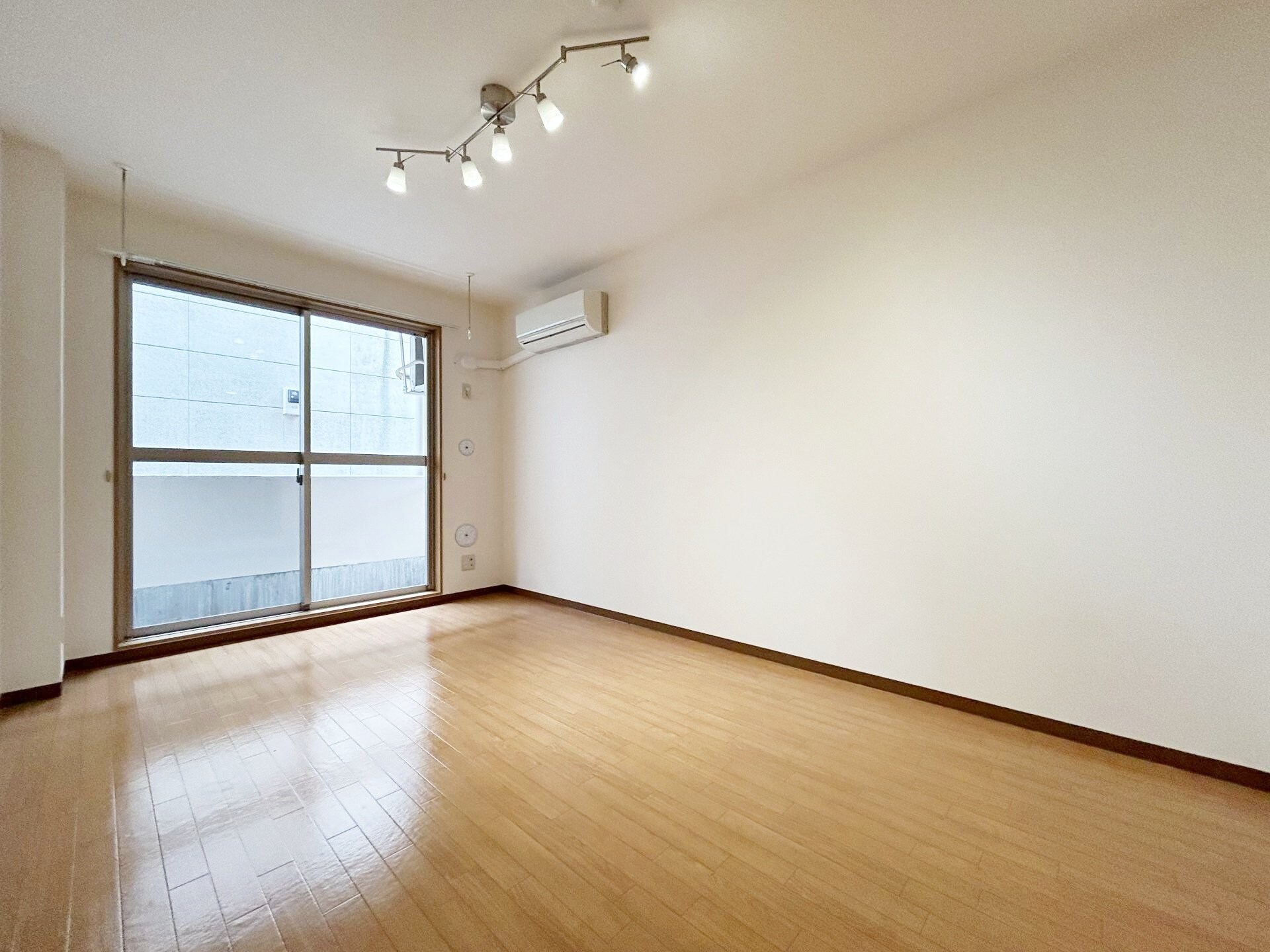 豊年・カモミールの物件内観写真