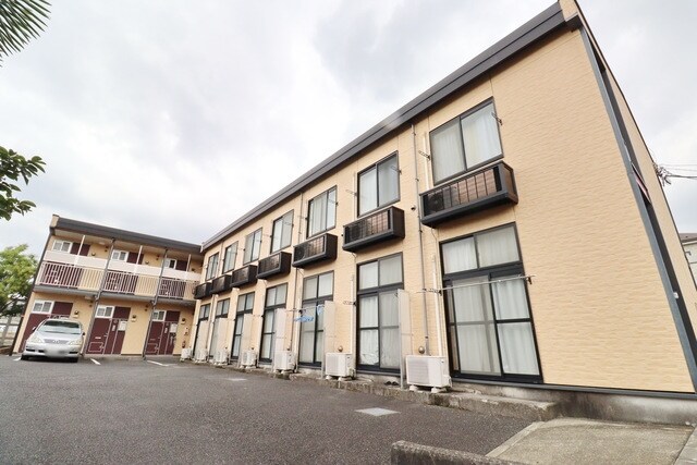 レオパレスグリーンハイムIIの物件外観写真