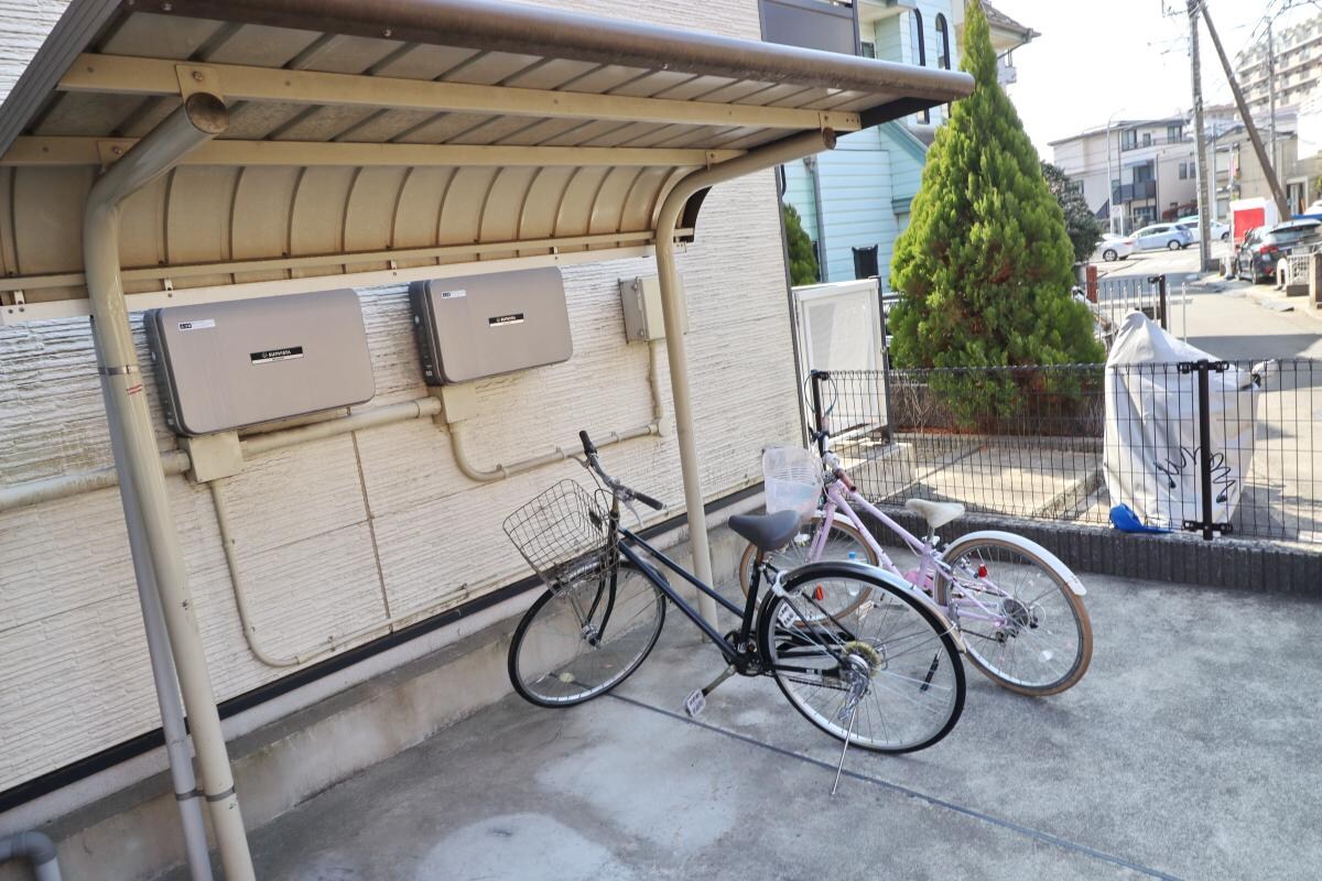 レオパレスイーリスコートの物件内観写真