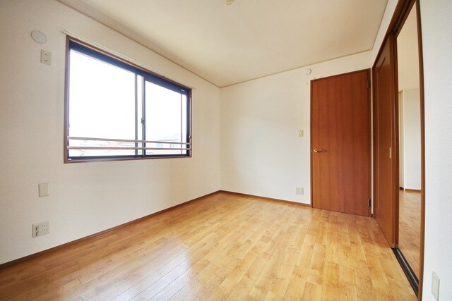 キャメリア・コートの物件内観写真