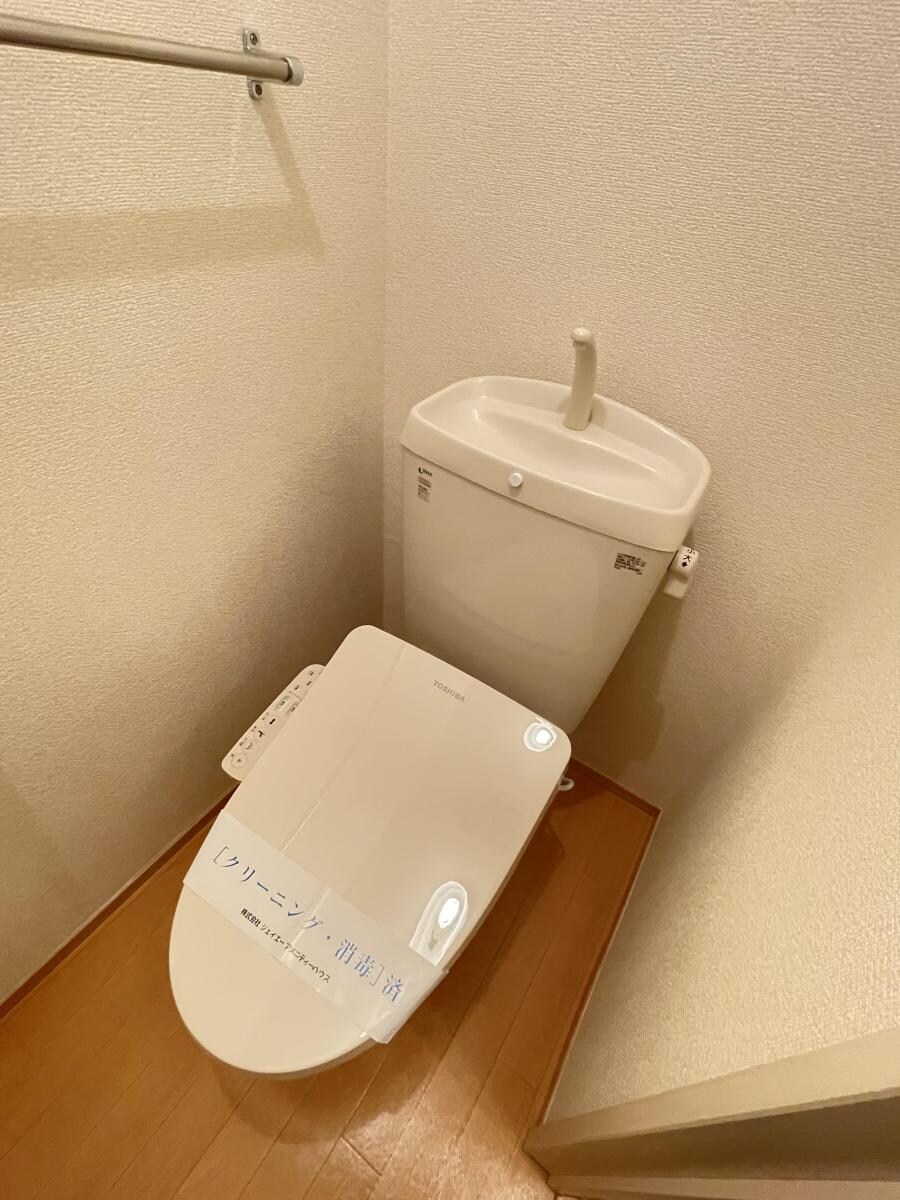 ウィステリア秀和の物件内観写真