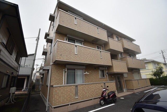 コートヴィレッジの物件外観写真