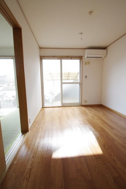 ピースフルイーストの物件内観写真