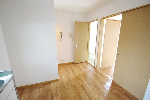 ピースフルイーストの物件内観写真