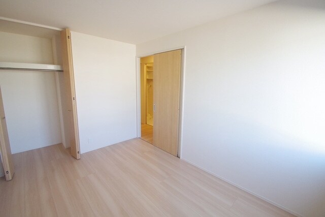 ルミエールBの物件内観写真