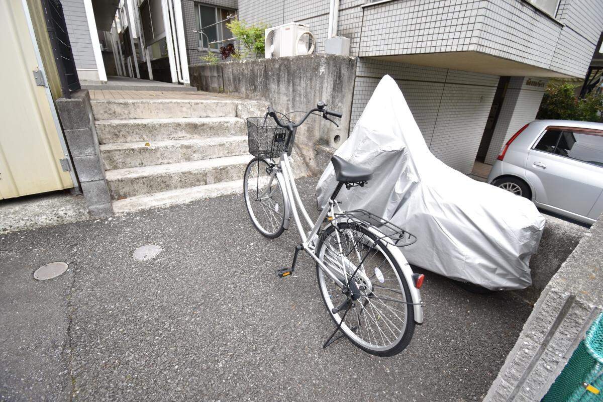 レオパレスグレイスガーデンの物件内観写真